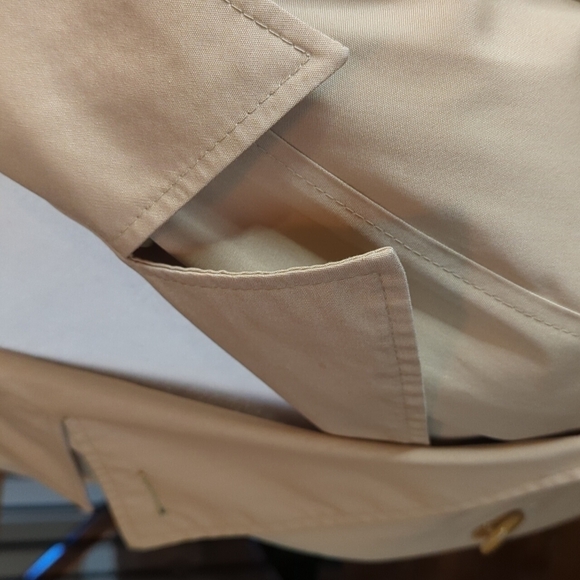 Vintage Sears classic tan belted double breasted Belted trench coat Sz 8 - Picture 7 of 12
